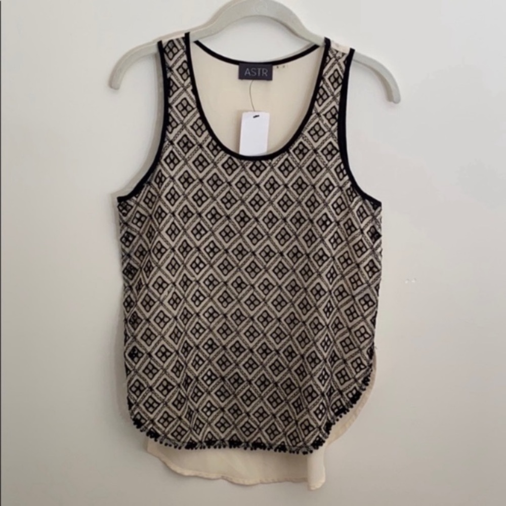 ASTR Cream and Black Patterned Tank - Picture 7 of 8